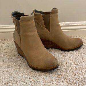 Sorel wedge bootie. Size 10